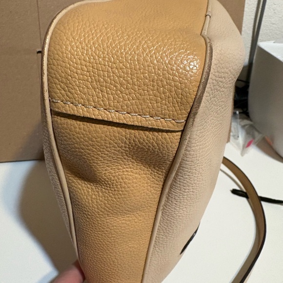 Coach 69617 Whipstitch Colorblock Chaise Crossbody - Picture 3 of 10